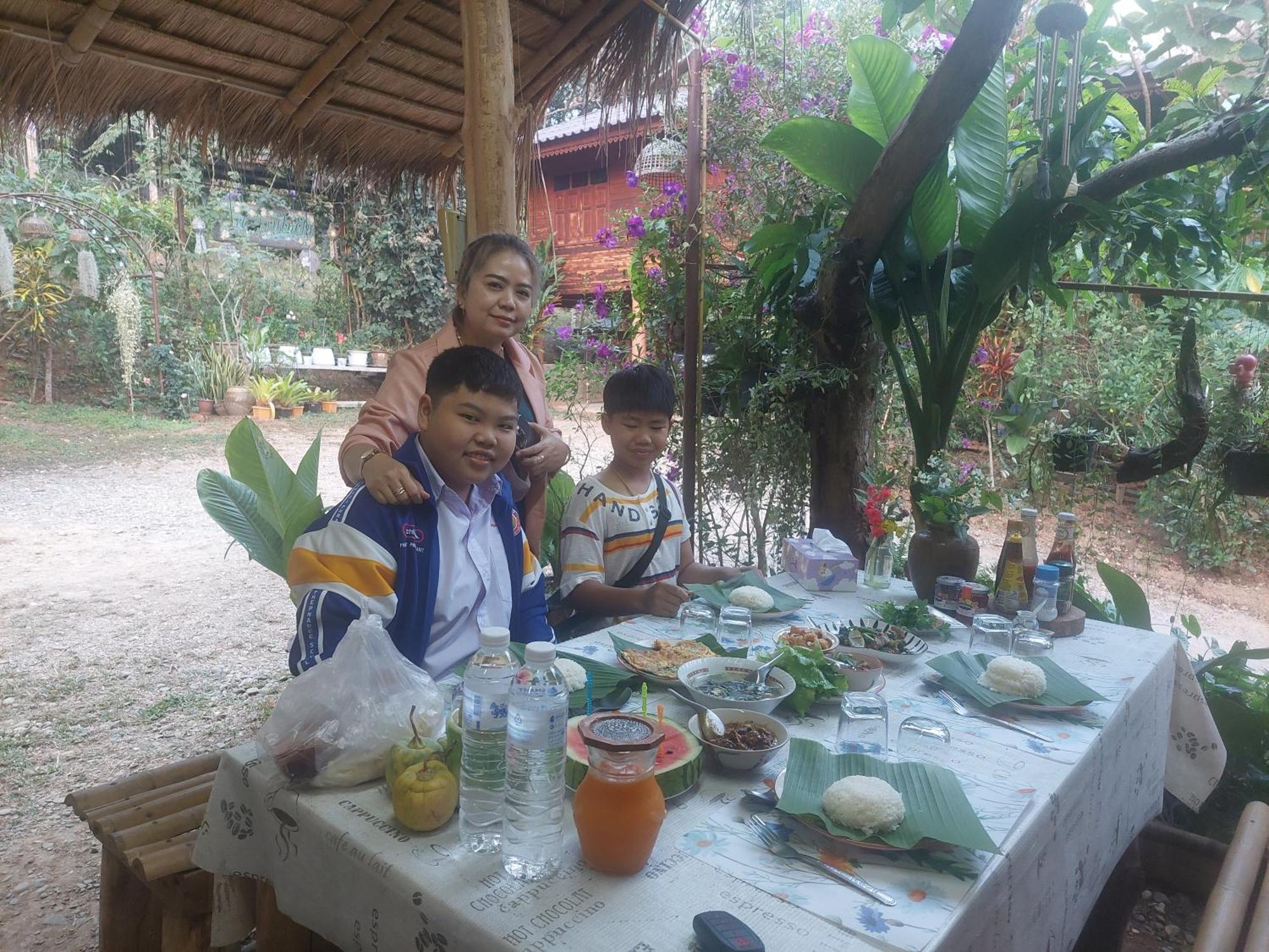 Ban Suan Nai Fun Homestay Pua Kültér fotó